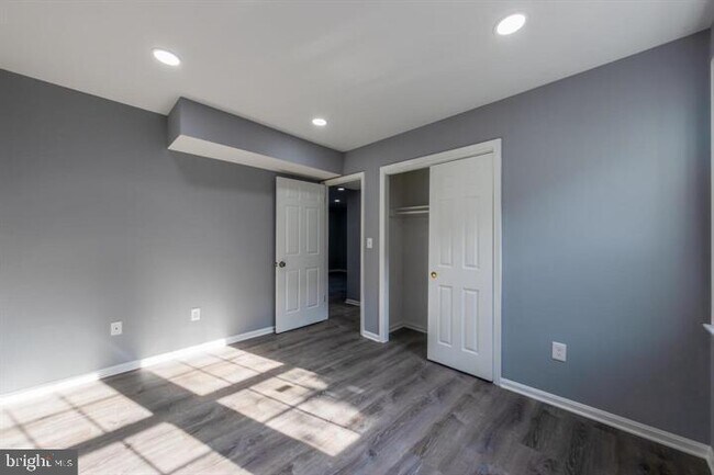 Building Photo - 2055 38th St SE