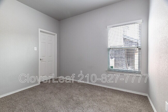 Building Photo - 11446 Sea Gull Ct