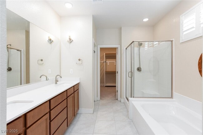 Building Photo - 3344 Solento Ln