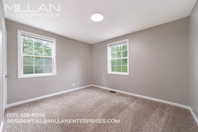 Building Photo - Cozy Living with Outdoor Space & Everyday Convenience - Enjoy Your First Month FREE with a 13-Mon...