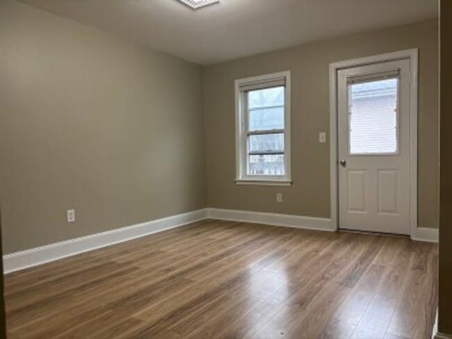 Building Photo - Huge, Renovated Allston 7 Bed/3 Bath Townhouse on Armington St For 9/1. Students Welcome and NO F...