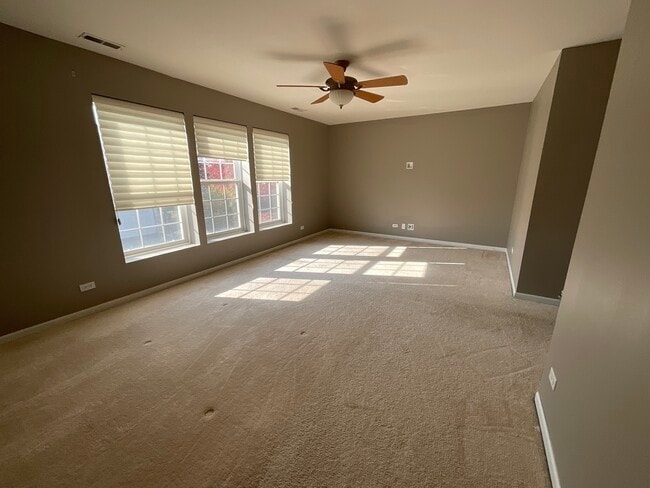 Building Photo - 3248 Bromley Ln