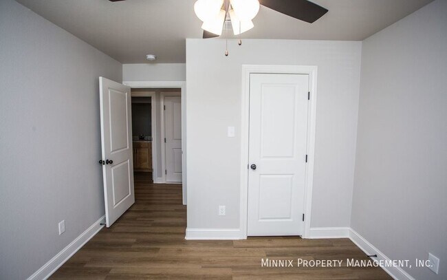 Building Photo - 2550 137th St