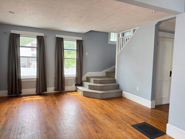Building Photo - 64 Girard St