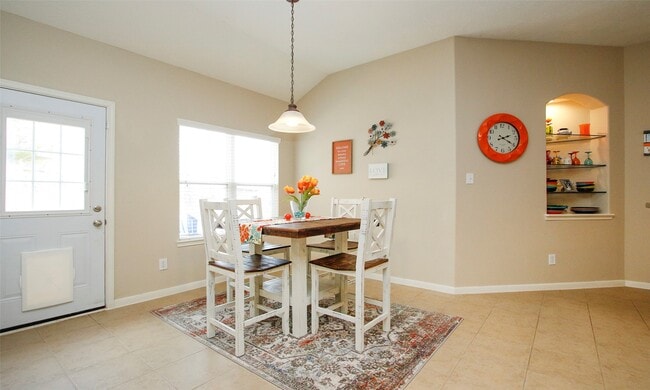 Building Photo - 8206 Sierra Dawn Dr