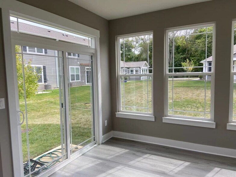 Building Photo - 8315 Glacier Ridge Dr