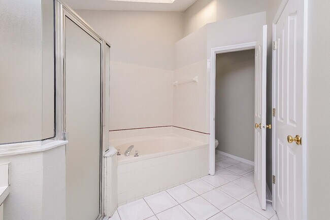 Building Photo - 1541 Scotch Pine Dr