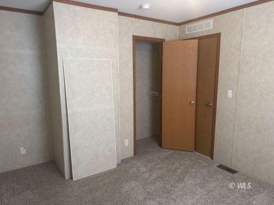 Building Photo - 18 Lea Ln