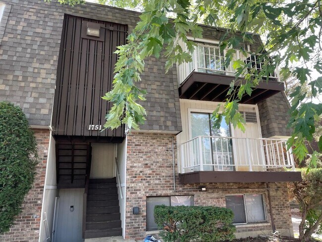 Building Photo - 1751 Felten Rd