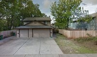 Building Photo - 2922 Ventura St