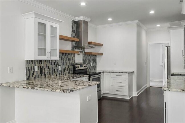 Building Photo - 954 Byron Dr SW