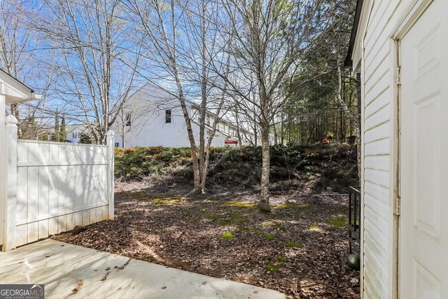 Building Photo - 2286 Strathmoor Manor Dr