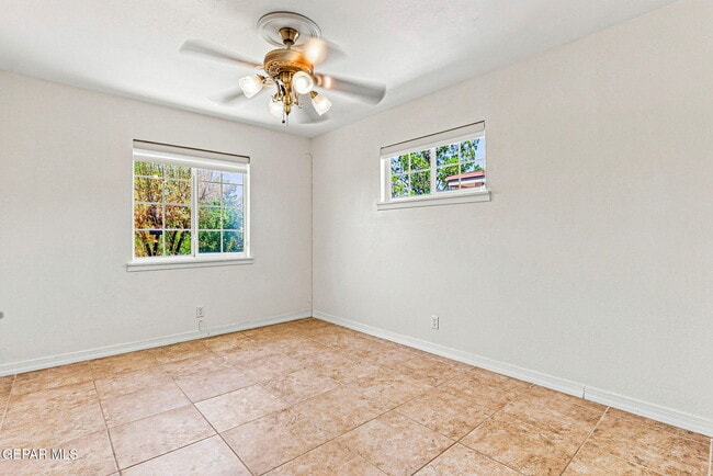 Building Photo - 6340 Modesta St