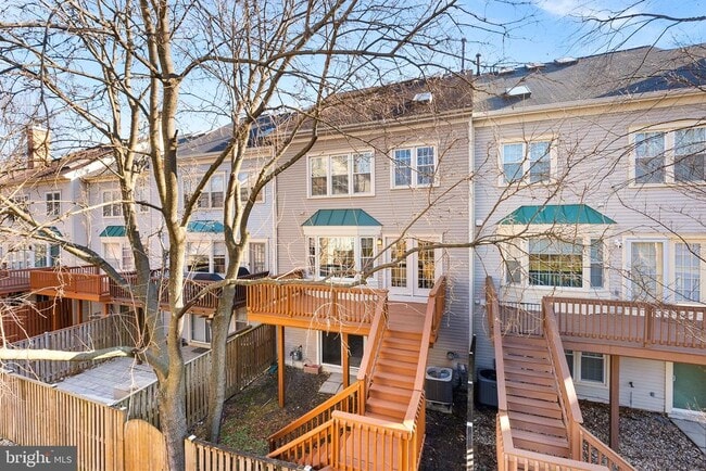 Building Photo - 1707 Leighton Wood Ln