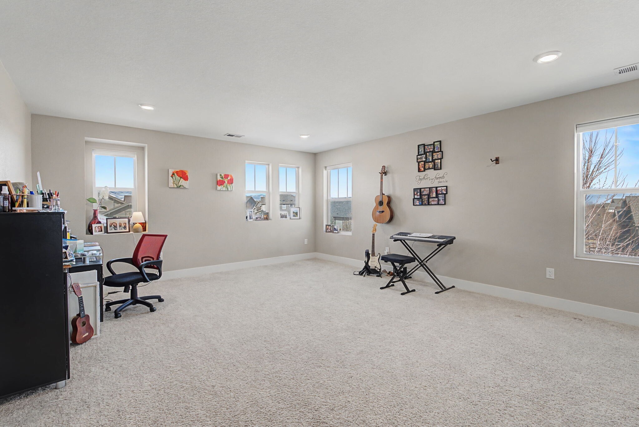 Building Photo - 2102 Summerlin Ln