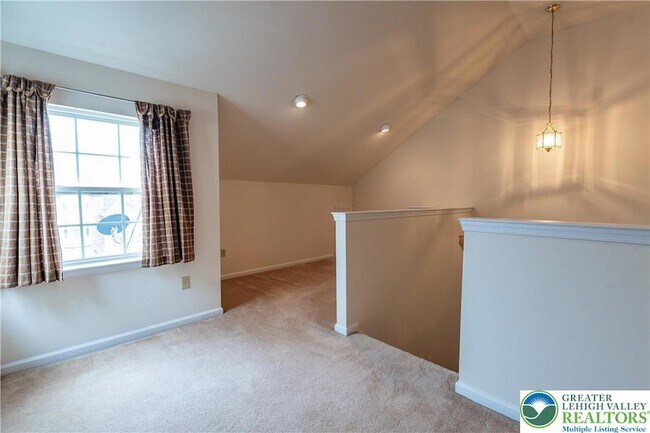 Building Photo - 5811 Fresh Meadow Dr