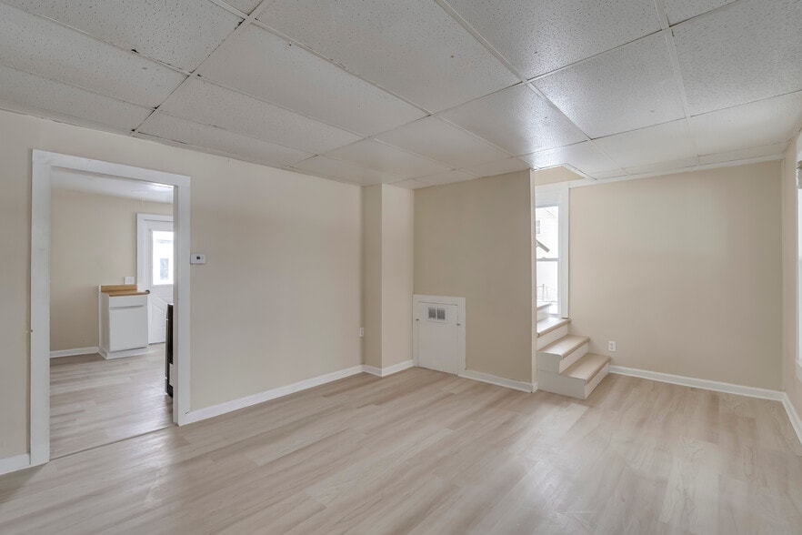 Building Photo - 514 Francis St