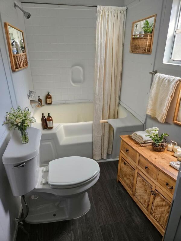 Building Photo - 721 Clear Creek Ave