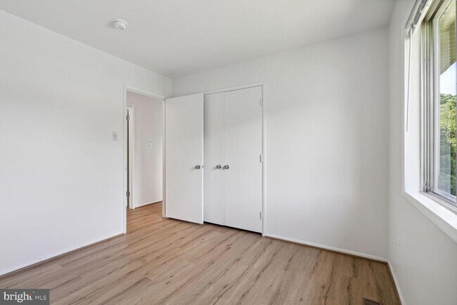 Building Photo - 11512 Alcinda Ln