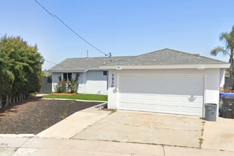 Building Photo - Modern 3 Bedroom 2 Bath Home, San Diego (92114)