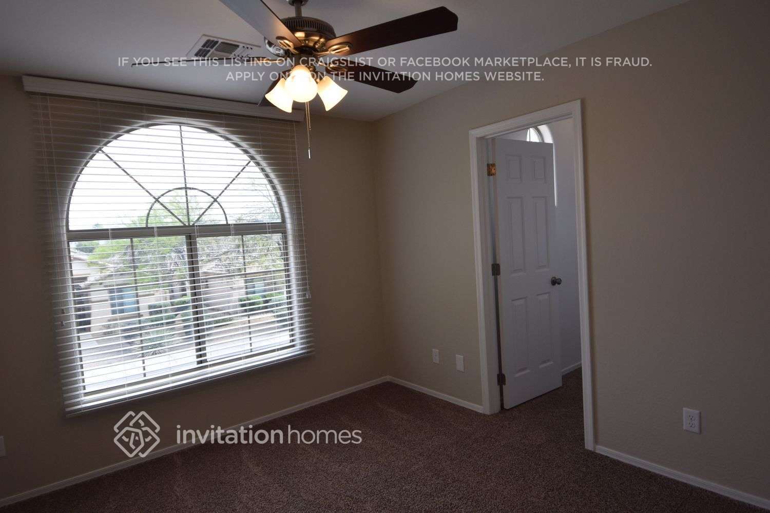 Building Photo - 17227 W Elm St