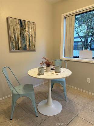 Building Photo - 21931 Burbank Blvd