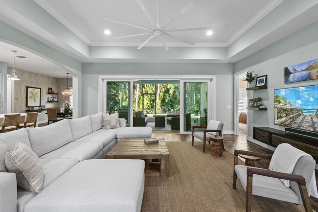 Building Photo - 2532 SE Jason Pl