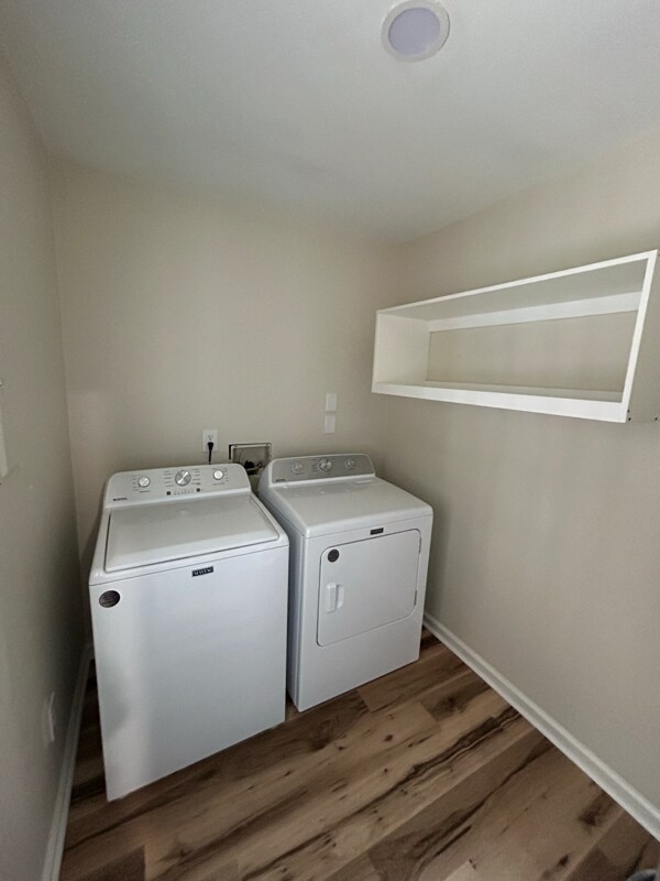 Building Photo - 1034 Hunters Trce