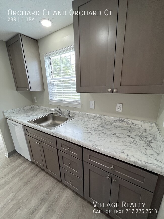 Building Photo - 306 Orchard Ct
