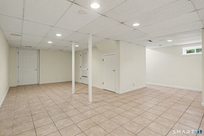 Building Photo - 211 Hunyadi Ave