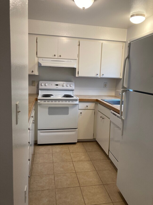 Building Photo - 29805 SW Montebello Dr