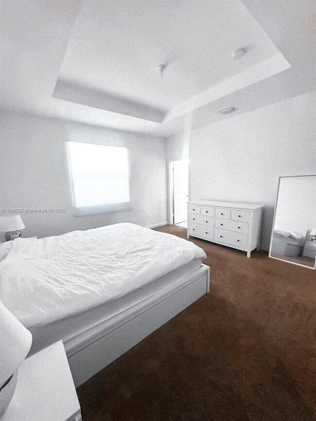 Building Photo - 11958 SW 151 Ave