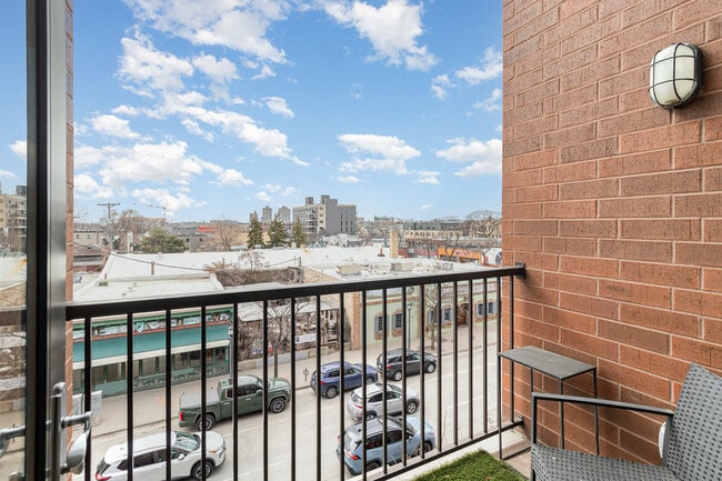Building Photo - Arts Quarter Lofts