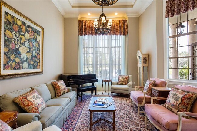 Building Photo - 2225 23rd St SW