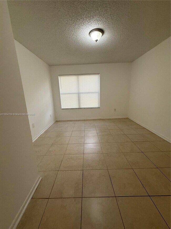 Building Photo - 4261 W McNab Rd