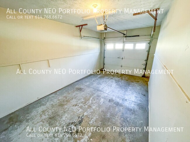 Building Photo - 6345 Birchview Dr S