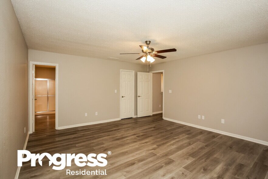 Building Photo - 8438 Kousa Dr