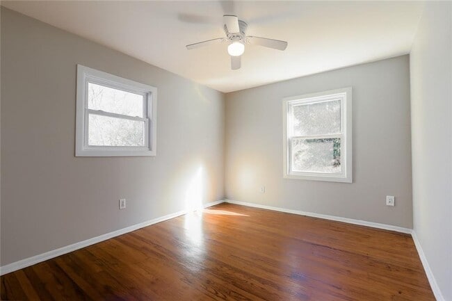 Building Photo - 2821 Petersburg Ct