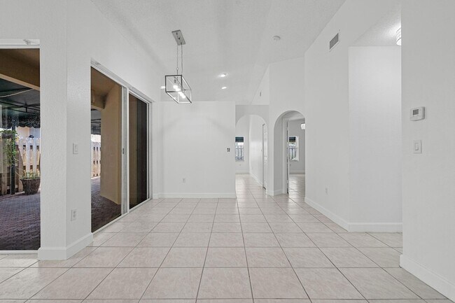 Building Photo - 11255 NW 53rd Ln