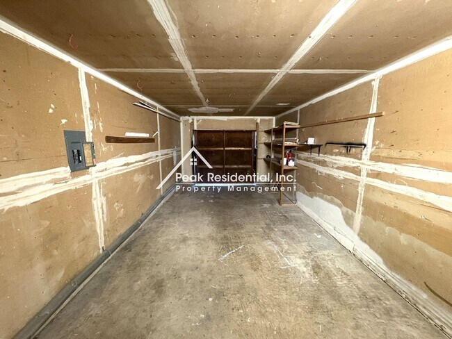 Building Photo - 2bd/2ba Rancho Cordova Updated Duplex With 1 Car Garage!