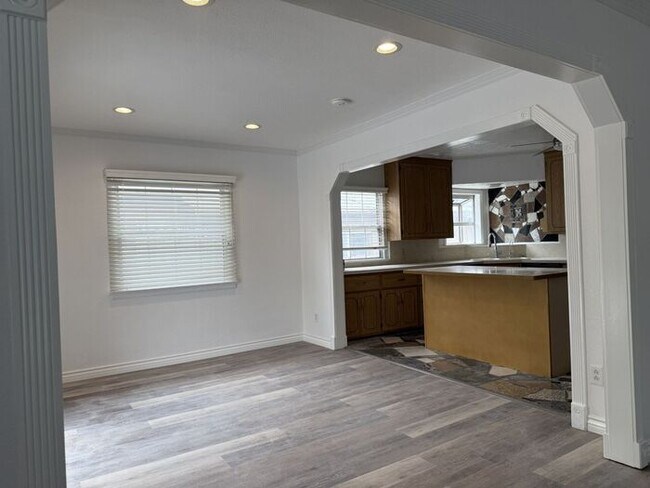 Building Photo - Coming Soon and Ready For a June 15th Move...