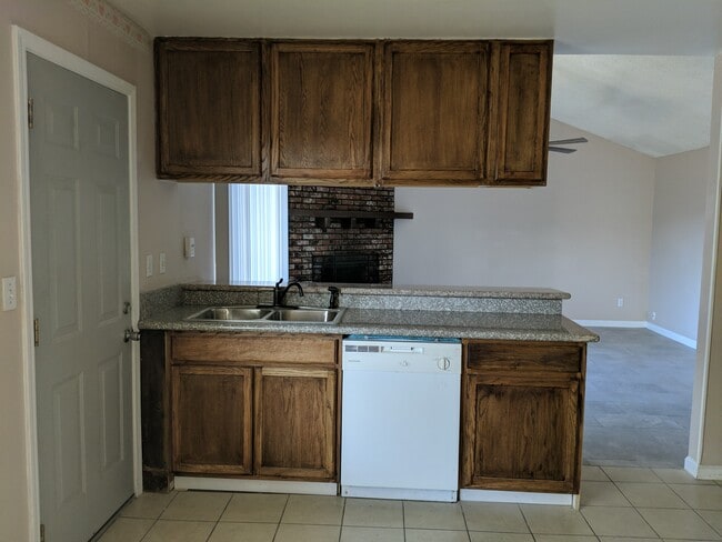 Building Photo - 1533 Jackellen Ln