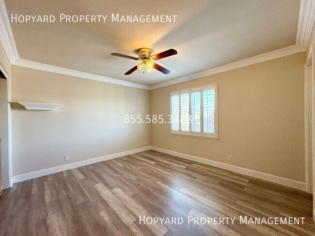 Building Photo - 9619 Velvetleaf Cir