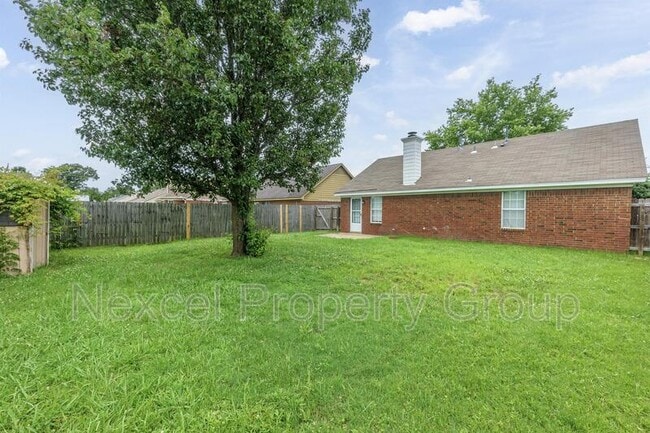 Building Photo - 2961 Churchwell Dr