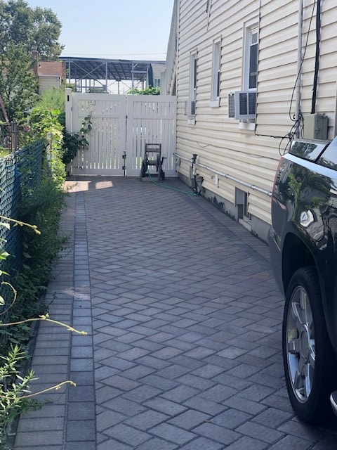 2 Vehicle drive way - 18 Schuyler Ave