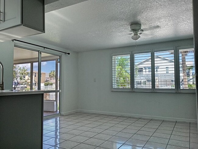 Building Photo - 5024 Miller Bayou Dr