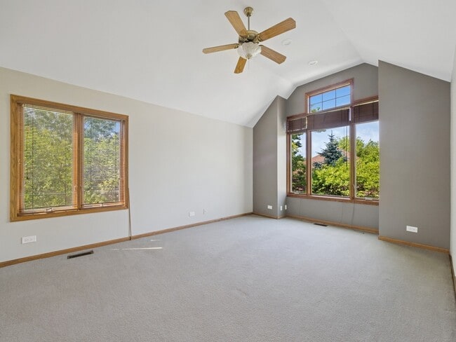Building Photo - 1134 S Hiddenbrook Trail