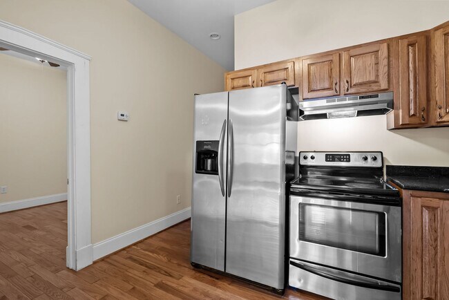 Building Photo - 403 Dinwiddie St