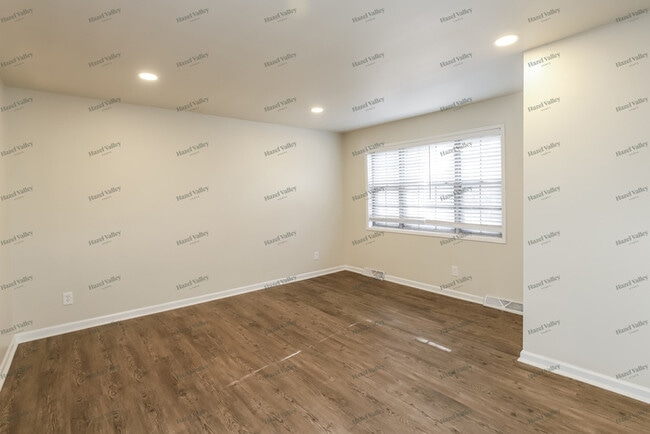 Building Photo - 1620 NW 67th St