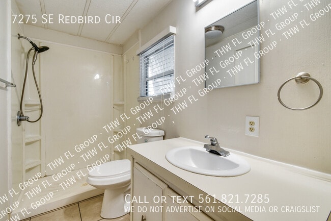 Building Photo - 7275 SE Redbird Cir